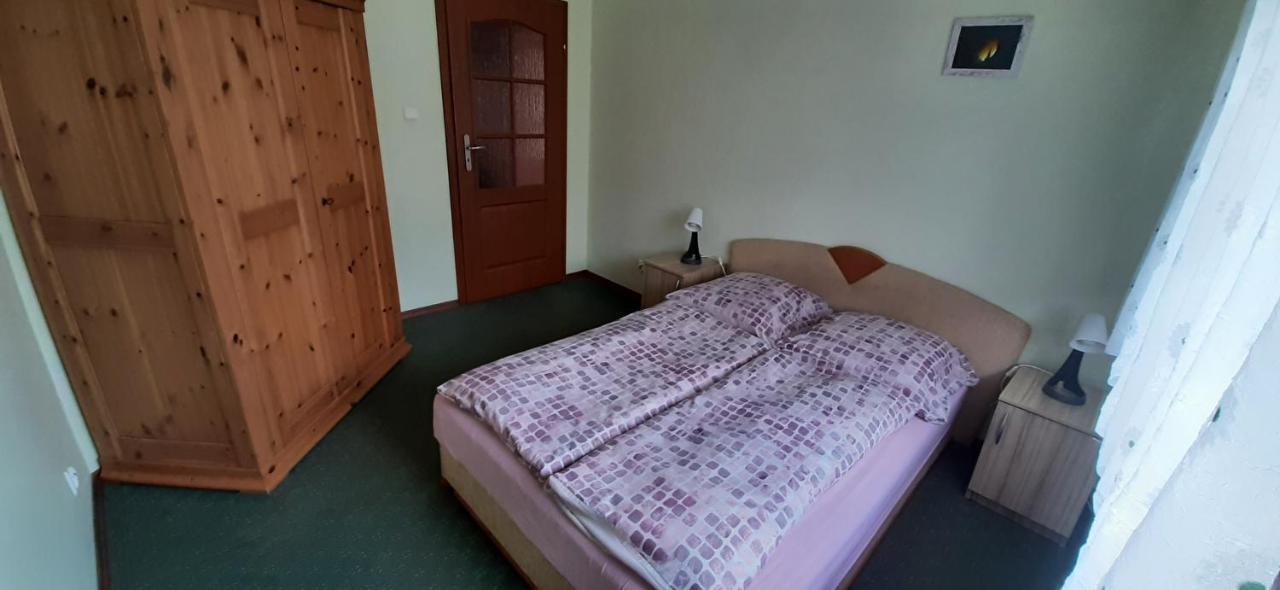 Pokoje Herta - Domek Letniskowy Stawiguda Exteriör bild